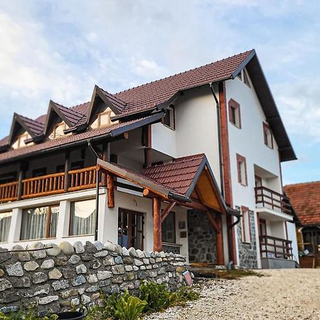 Pensiunea Tesoro Корбени Экстерьер фото